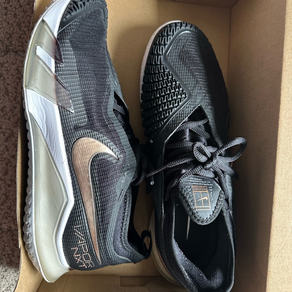 Nike Women’s Court React Vapor NXT